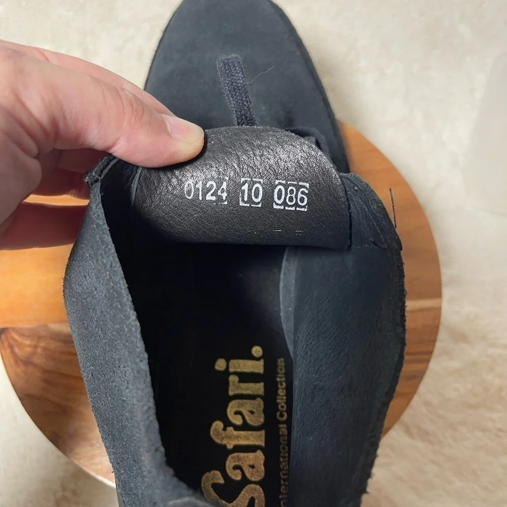Safari step out